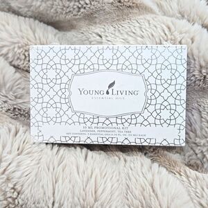 Young‎ Living Introductory Kit NEW